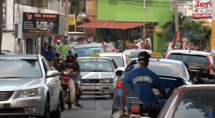 Transportistas y pasajeros desmienten aumento de pasaje en rutas de Isabel Aguiar, Bolívar y zonas aledañas