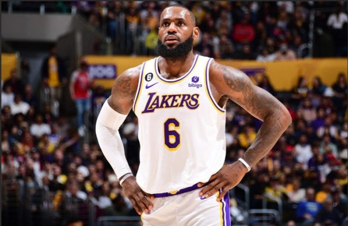 LeBron James renueva con los Lakers por dos años y $104 millones, según fuentes