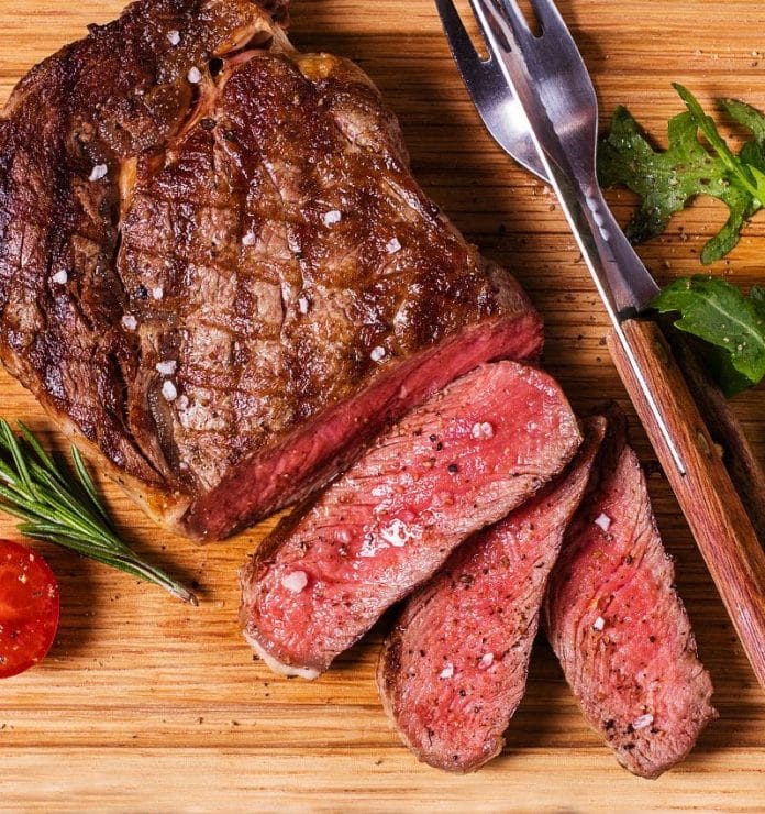 Estos son los 12 alimentos prohibidos para el colesterol