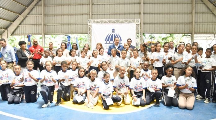 Inician campaña “Familia Anti-Dengue” en 25 centros educativos