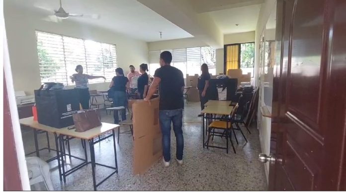 Centros de votaciones están listos para la batalla electoral