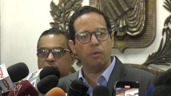 Delegado del PRM ante la JCE denuncia campaña sucia contra Abinader