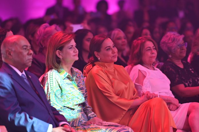 Ministerio de la Mujer conmemora 82 años del voto femenino dominicano