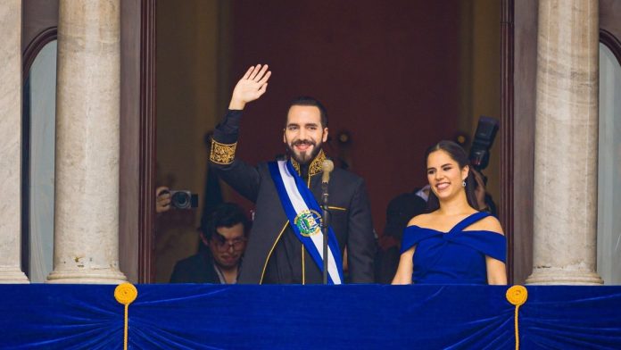 Bukele asume el cargo para un segundo periodo