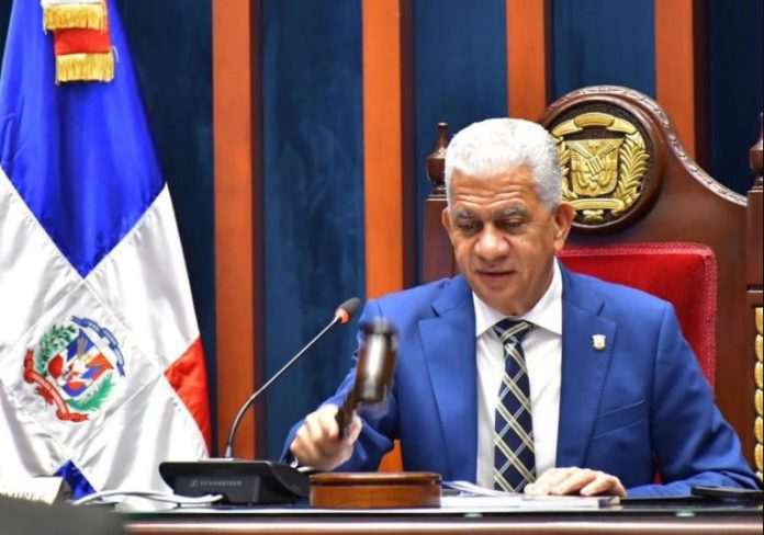 Envían a comisión bicameral el proyecto de reforma constitucional