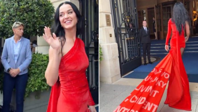 Katy Perry reveló la letra de su nueva canción con un vestido de 150 metros
