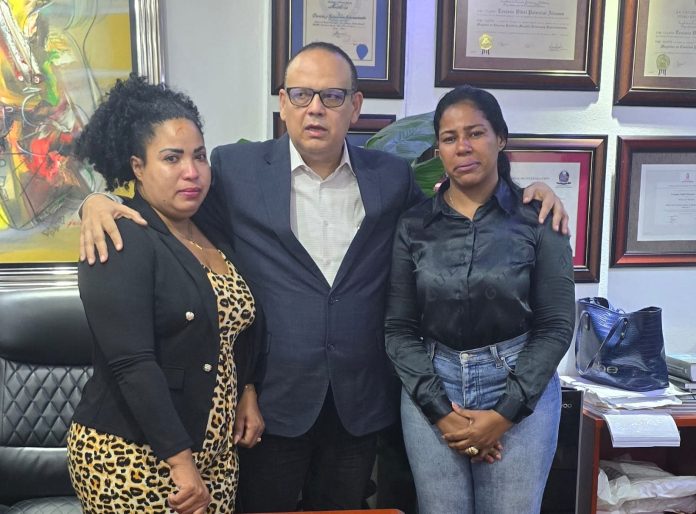 Fiscalía exige sanciones para abogadas enfrentadas en el Palacio de Justicia