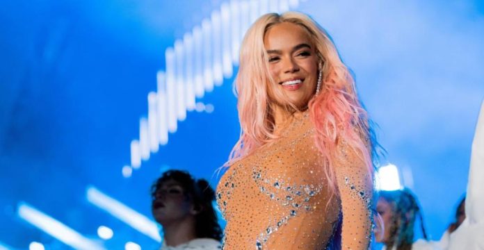 Karol G hará historia como la primera mujer latina en encabezar Coachella 2026