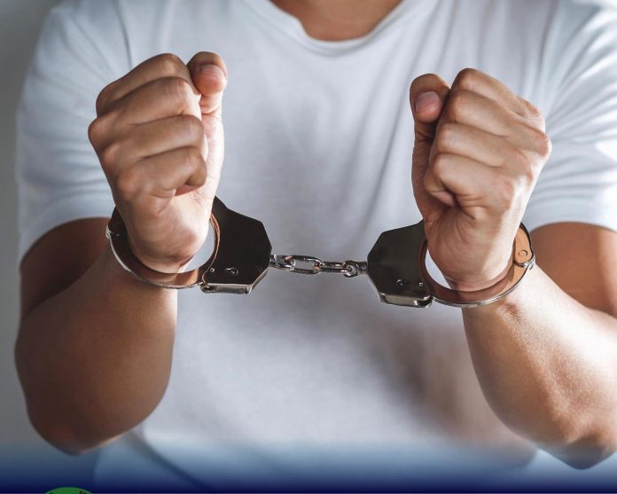 Policía Cibernética arresta mujer por estafa de casi RD$400,000 pesos