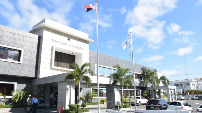 Ministerio de Hacienda: Gasto de capital creció un 18.1 % en el primer semestre de 2024