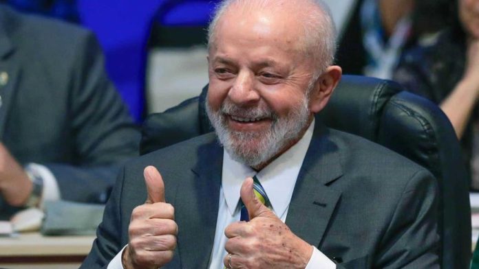 Lula se compromete a desarrollar una inteligencia artificial 