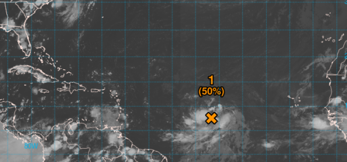 Ernesto pasa de tormenta tropical a huracán categoría 1 con vientos de 120 kph