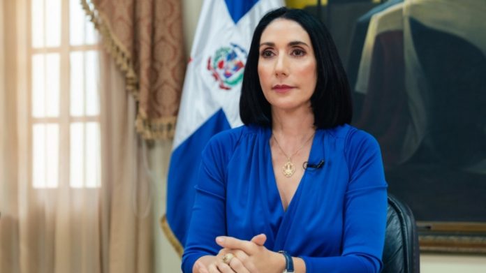 Raquel Arbaje celebra el natalicio de Emilio Prud’Homme