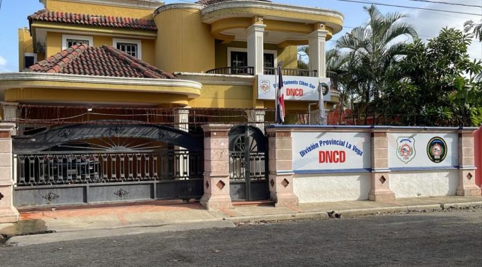 DNCD felicita y exhorta imitar actuación de agentes que rechazaron soborno en Jarabacoa