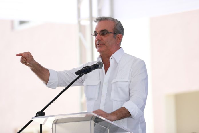Presidente Abinader dice gobierno no es botín para repartirlo entre dirigentes políticos
