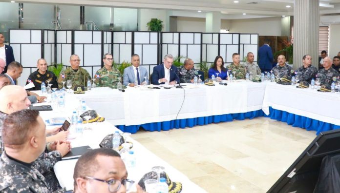 Abinader encabeza reunión de seguimiento al Plan de Seguridad Ciudadana