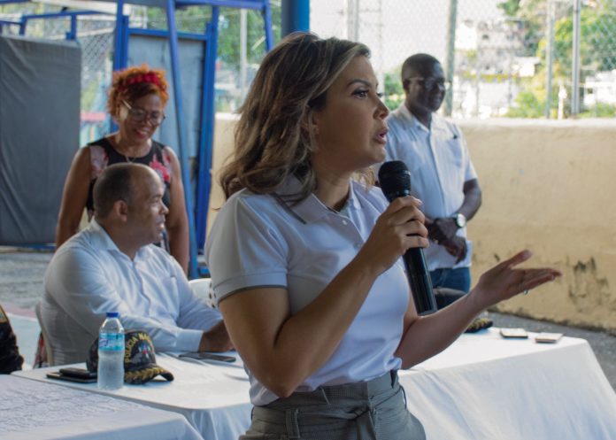 Rosalba Ramos impulsa la resolución pacífica de conflictos durante encuentro en Cristo Rey y La Agustina