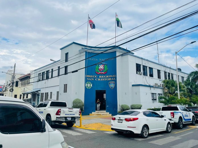 Apresan en flagrante delito varios individuos por posesión de drogas y robo en Haina y S.C.