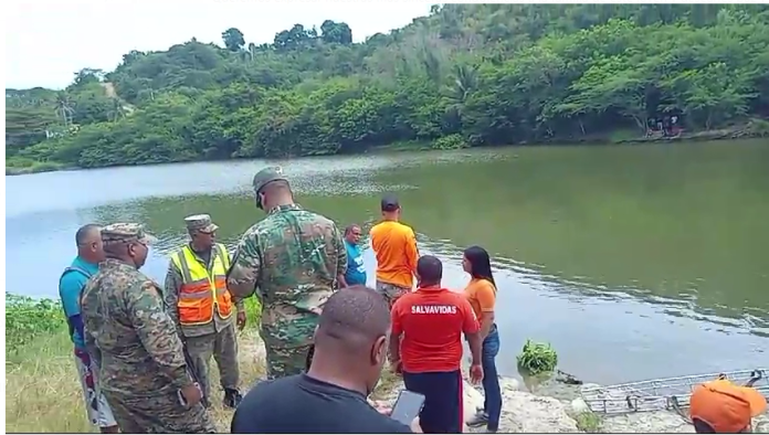 Defensa Civil Santiago recupera joven desaparecido en el balneario Timbeque