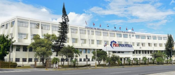 Proindustria destaca avances del sector industrial por Ley 242-20