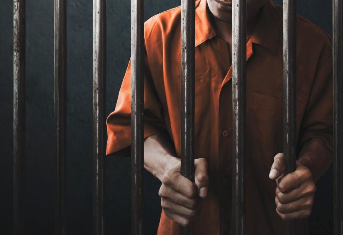 Condenan a 20 y 10 años de prisión a padre e hijo por muerte de una adolescente en Pantoja.