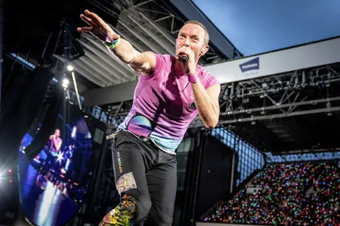 Chris Martin detuvo un concierto de Coldplay en Australia para auxiliar a un niño