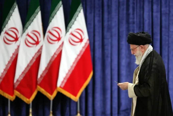 Los iraníes ruegan a Dios una mejor economía en las noches del destino del islam