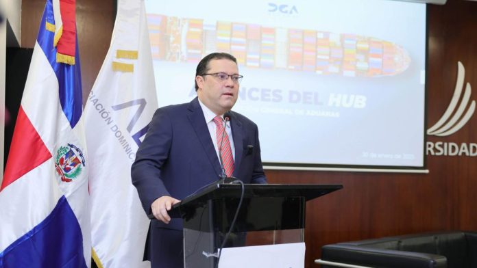Director general de Aduanas, Eduardo Sanz Lovatón