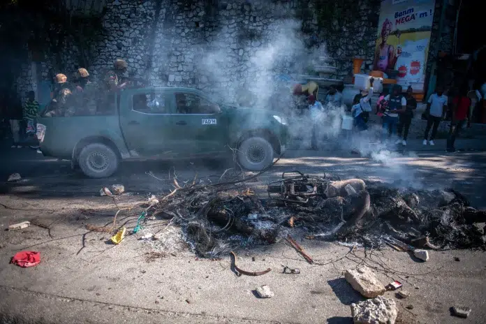 Varios muertos, casas quemadas y numerosos desplazados por nuevo ataque de bandas en Haití