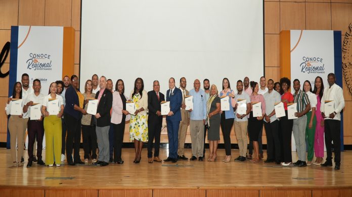 Ideice impulsa investigaciones educativas en las 18 regionales del país