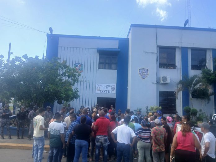 Denunciaron haber sido agredidos físicamente por militares durante la protesta, lo que elevó la tensión en la zona.