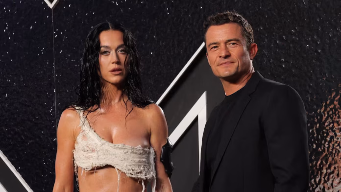 Aunque para muchos la pareja parecía una de las más sólidas del espectáculo, fuentes cercanas aseguran que la relación llevaba años enfrentando dificultades.