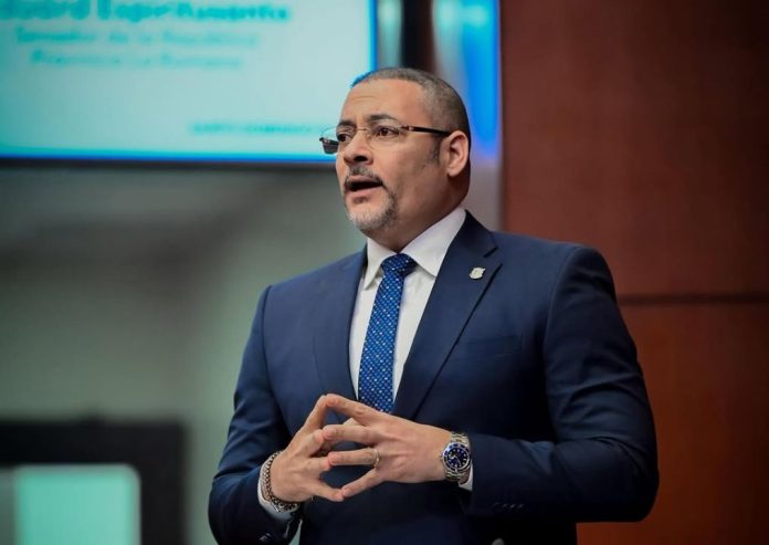 En su intervención, el senador exhortó al presidente a que autorice a la ministra de Interior y Policía a realizar un levantamiento exhaustivo en todos los polos turísticos del país.