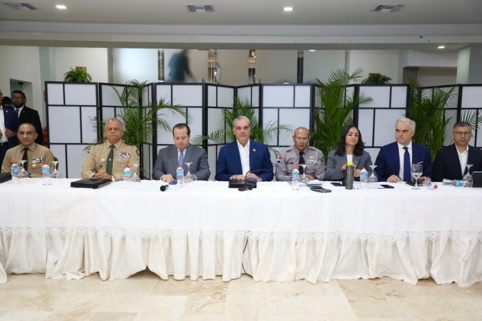 Abinader encabeza reunión de seguimiento al Plan de Seguridad Ciudadana