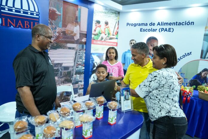 INABIE presenta programas de bienestar estudiantil en la Feria Internacional del Libro 2025