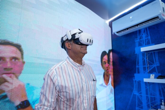 CNE presenta experiencias inmersivas sobre energías renovables en la Feria del Libro 2025