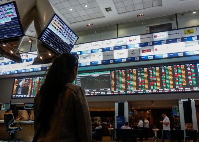 La bolsa de São Paulo cae un 2,64 % ante la incertidumbre sobre la duración de la guerra