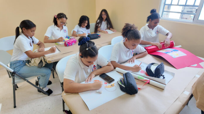Ministerio de Cultura y Bellas Artes ponen en funcionamiento nueva escuela de Puerto Plata