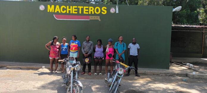Ejército detiene a 19 haitianos indocumentados en operativo en Valverde