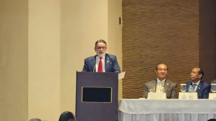 FDC celebra 51 aniversario en medio de tensiones por 
