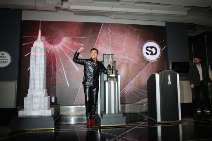El Empire State Building se ilumina de rojo en honor al vallenato y a Silvestre Dangond