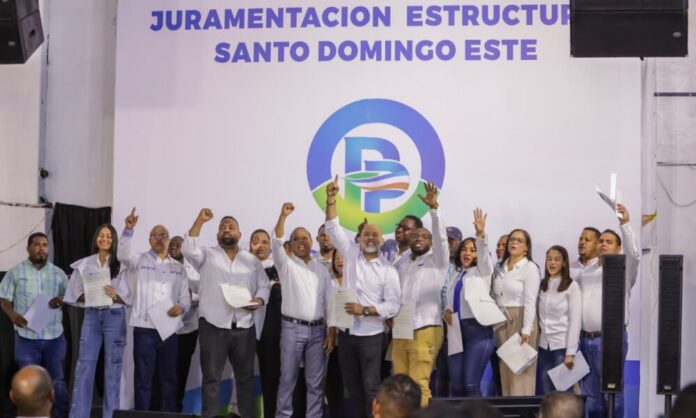 Partido País Posible juramenta directiva del municipio Santo Domingo Este