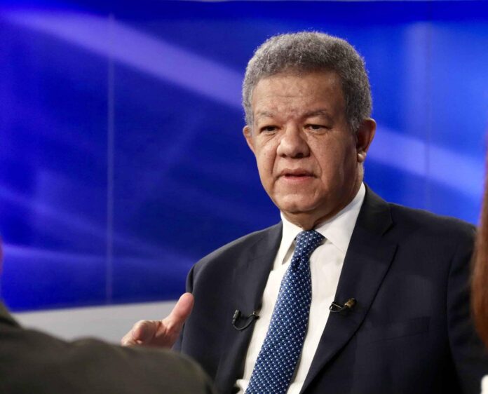 Leonel Fernández critica al Gobierno por apagón nacional