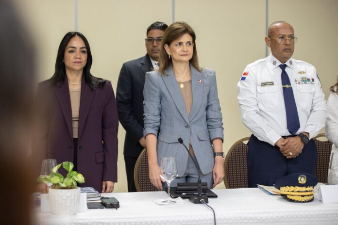Raquel Peña encabeza en Santiago la reunión 114 del Plan de Seguridad Ciudadana