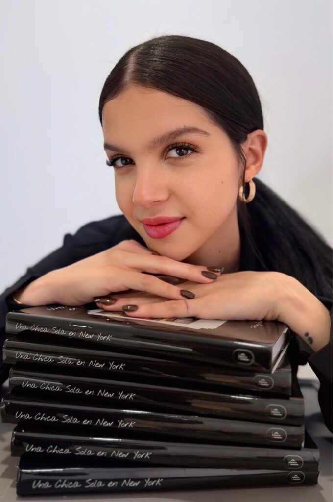Tiffany Padilla lanza oficialmente su primera novela “Una Chica Sola en New York”