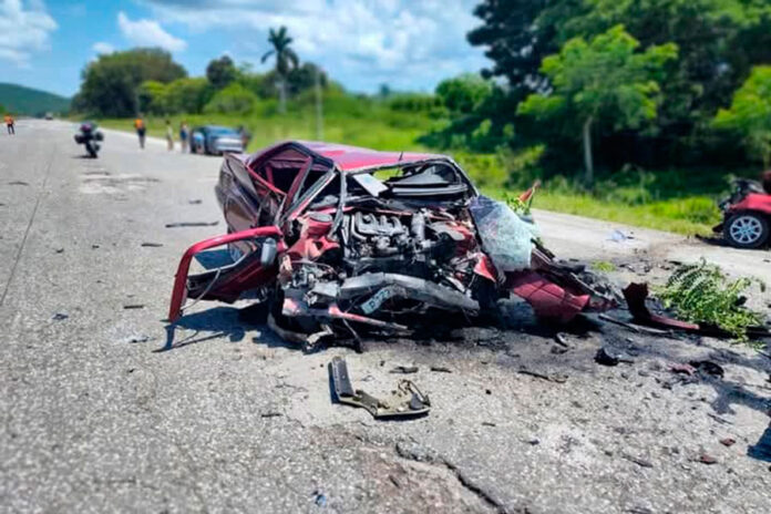 El informe también indicó que las autoridades están investigando los detalles del accidente.