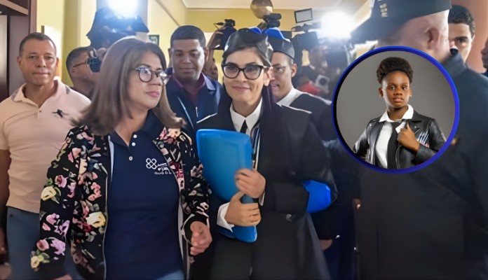 El aplazamiento busca permitir que los abogados de la familia de la víctima depositen formalmente su querella, paso necesario para continuar con el proceso judicial.