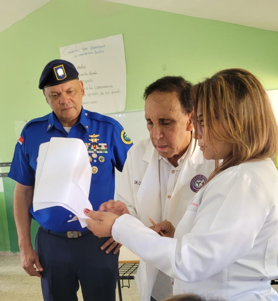 Cesac y Fundacion Cruz Jiminian realiza operativo de salud a Sosua Puerto Plata 1
