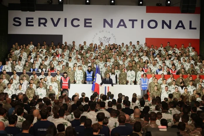 Francia empieza el reclutamiento para su nuevo servicio militar voluntario de 10 meses