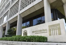 Banco Central mantiene su tasa de política monetaria en 5.25 % anual Banco Central mantiene su tasa de política monetaria en 5.25 % anual